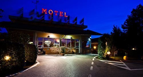 Motel Autosole Cornegliano Laudense Экстерьер фото